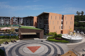 RePlay Residence