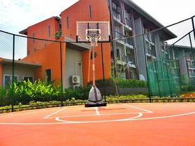 RePlay Residence