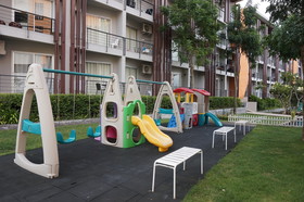 RePlay Residence
