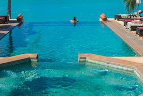 Saboey Resort & Villas