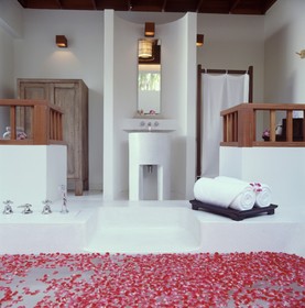 SALA Samui Choengmon Beach Resort