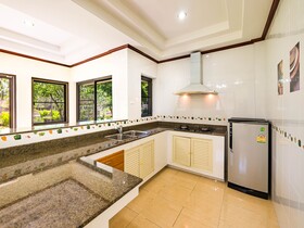 Samui Parkville Villas & Suites