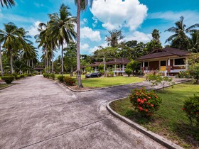 Samui Parkville Villas & Suites