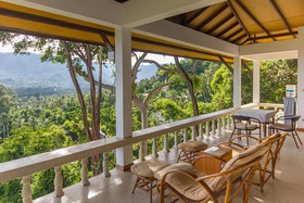 Seaview Paradise Beach & Mountain Villas