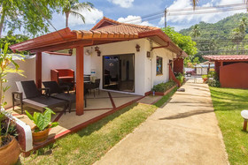Seaview Paradise Beach & Mountain Villas