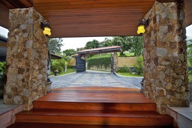 Villa Baan Phuttarak