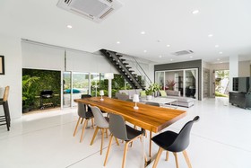 Sunset Bay Villa