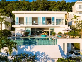 Sunset Bay Villa