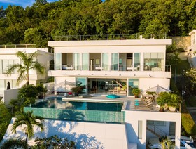 Sunset Bay Villa