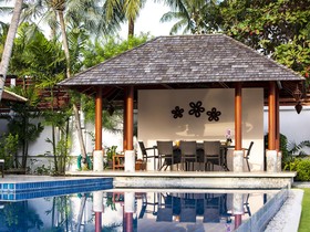 Tawantok Beach Villas