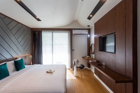 The Canale Samui Resort
