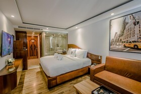 The Privilege Hotel Ezra Beach Club