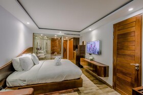 The Privilege Hotel Ezra Beach Club