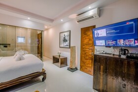 The Privilege Hotel Ezra Beach Club