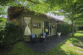 The Privilege Hotel Ezra Royal Garden