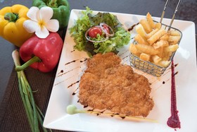 The Privilege Hotel Ezra Royal Garden