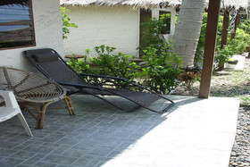 The White Pearl Beach Club