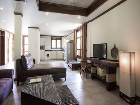 Tongson Bay Villa TG40