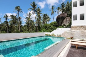 Tropical Sea View Residence