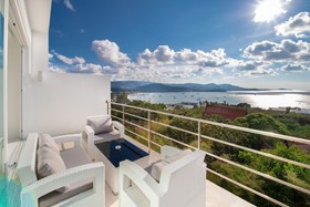 Unique Residences Pool Villas