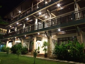 Vanda House Resort