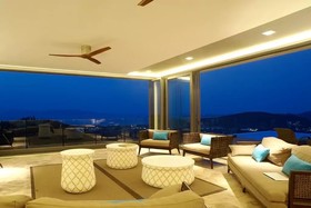 Villa Blue
