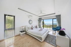 Villa Dove
