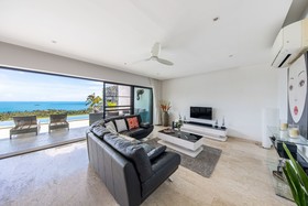 Villa Dove