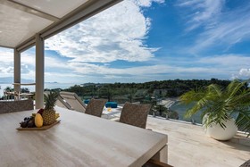 Villa Maya