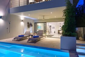 Villa Palm Vista - Luxury, Private Pool Villa