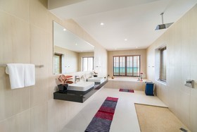 Villa Tasanee