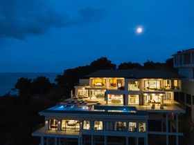 Villa Tasanee