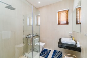 Villa Tasanee