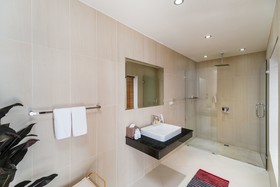 Villa Tasanee