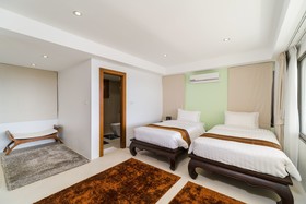 Villa Tasanee