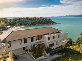 Villa Tasanee