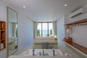 White Whale Beachfront Pool Villa