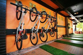 Baan Chalok Hostel