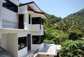 Balcony Villa Koh Tao