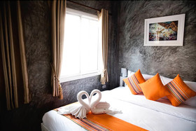 Ban's Avenue Guest House