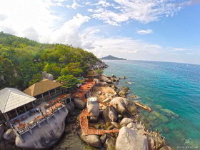 Dusit Buncha Resort