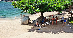 Family Tanod Bay Resort