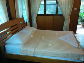 Koh Tao Beachside Resort
