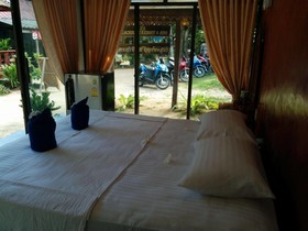 Koh Tao Beachside Resort