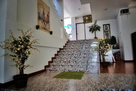 Pranee Amata Hotel