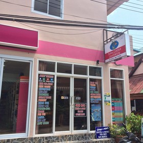 Sairee Center Guesthouse