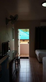 Sairee Center Guesthouse
