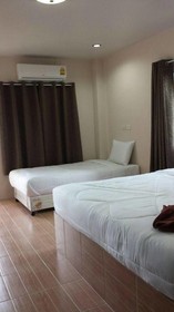 Sairee Center Guesthouse