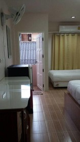 Sairee Center Guesthouse