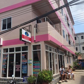 Sairee Center Guesthouse